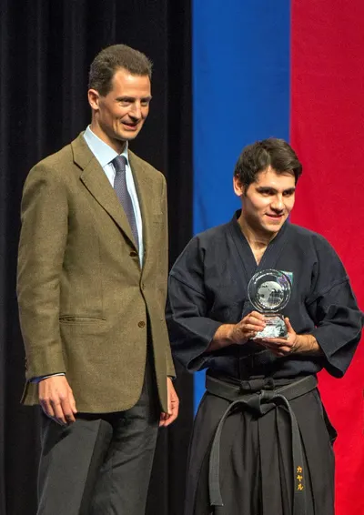 Erbprinz Alois von und zu Liechtenstein ehrt Metin Kayar